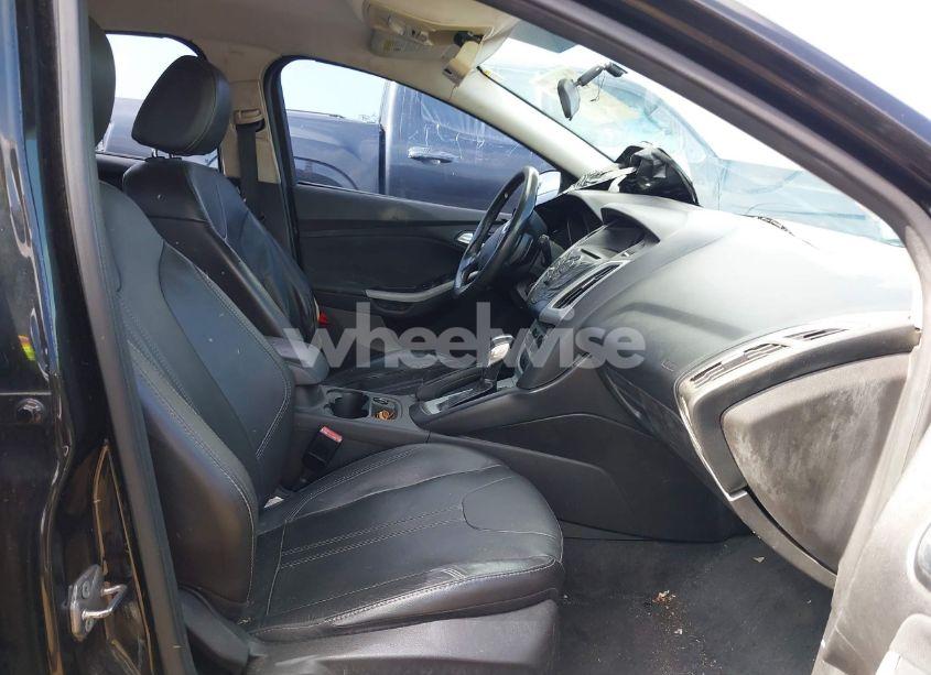 Photo 5 of 2013 Ford Focus SE (VIN 1FADP3K2XDL116622)