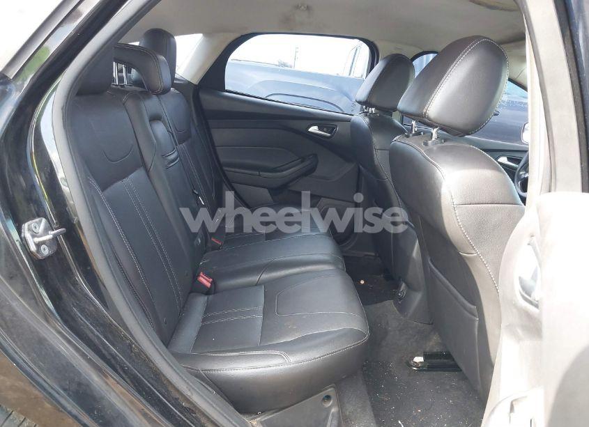 Photo 8 of 2013 Ford Focus SE (VIN 1FADP3K2XDL116622)