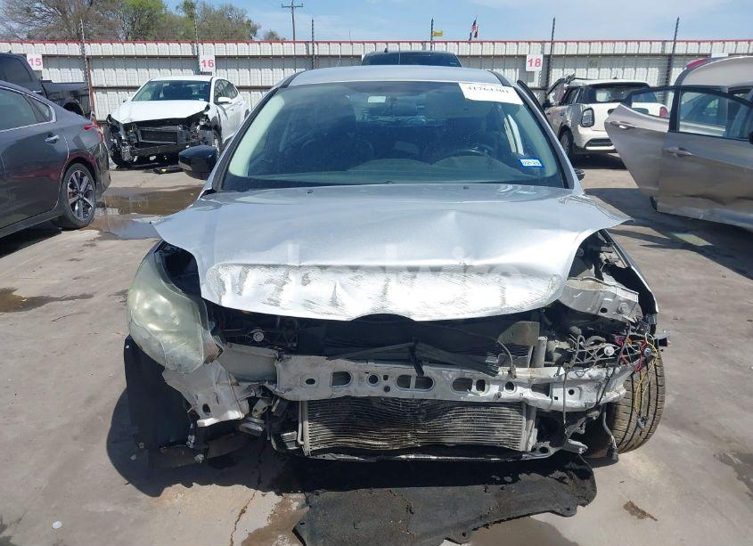 Photo 13 of 2013 Ford Focus SE (VIN 1FADP3K2XDL123506)