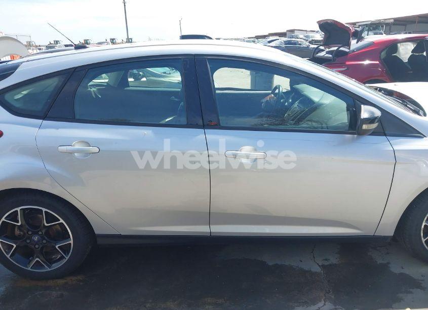 Photo 14 of 2013 Ford Focus SE (VIN 1FADP3K2XDL123506)