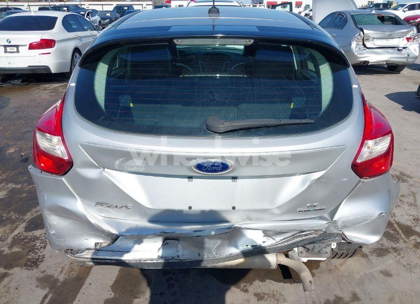 Photo 18 of 2013 Ford Focus SE (VIN 1FADP3K2XDL123506)
