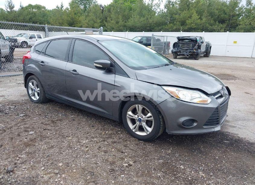 2013 Ford Focus SE (VIN 1FADP3K2XDL150592) main photo