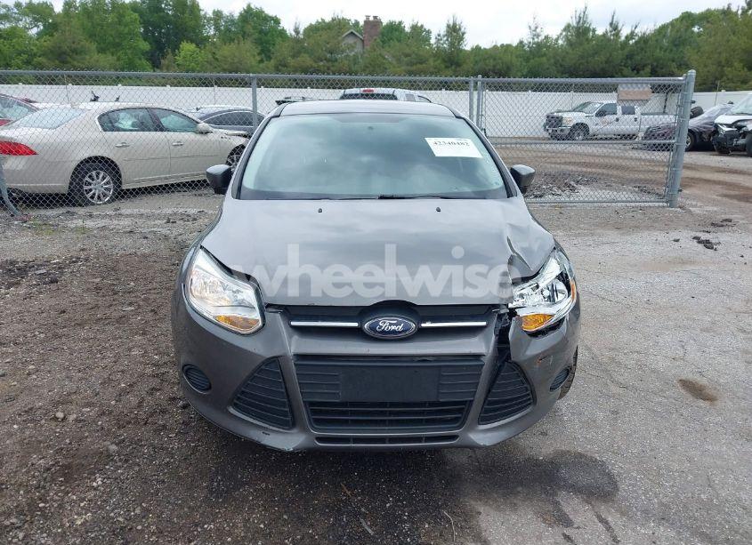 Photo 12 of 2013 Ford Focus SE (VIN 1FADP3K2XDL150592)