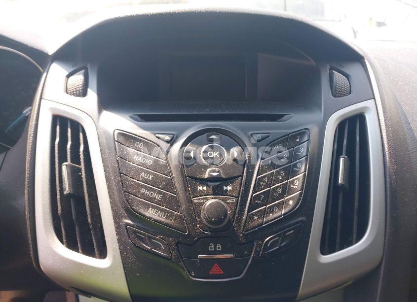 Photo 12 of 2013 Ford Focus SE (VIN 1FADP3K2XDL152584)