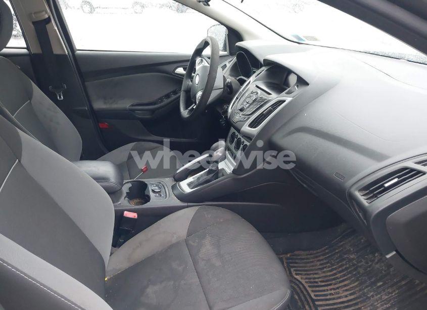 Photo 5 of 2013 Ford Focus SE (VIN 1FADP3K2XDL200925)