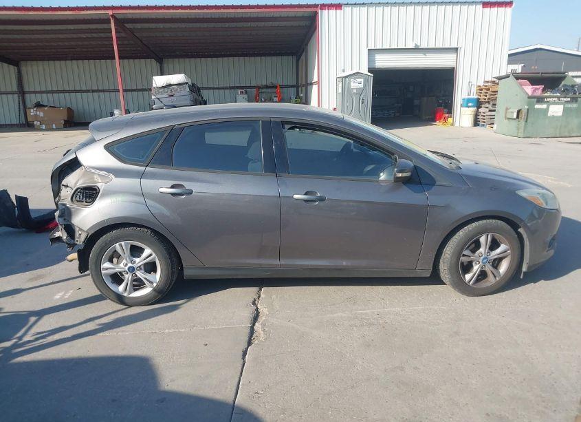 Photo 14 of 2013 Ford Focus SE (VIN 1FADP3K2XDL220561)