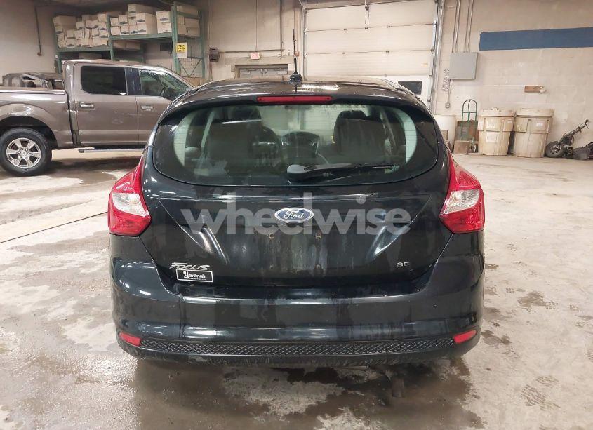 Photo 15 of 2013 Ford Focus SE (VIN 1FADP3K2XDL229762)
