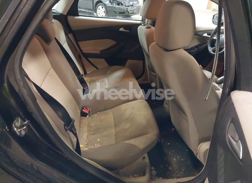 Photo 8 of 2013 Ford Focus SE (VIN 1FADP3K2XDL229762)