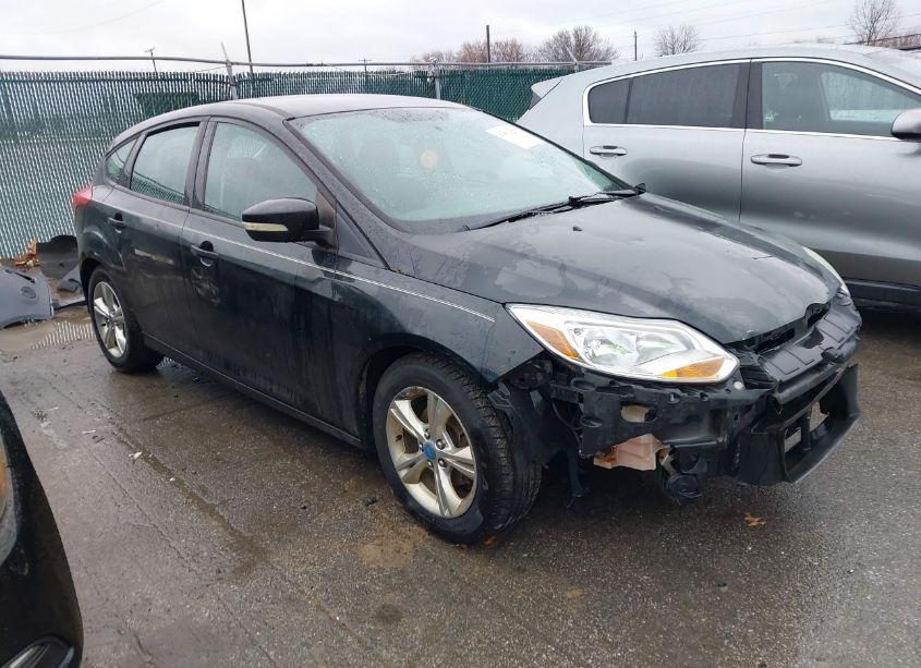 2013 Ford Focus SE (VIN 1FADP3K2XDL279657) main photo