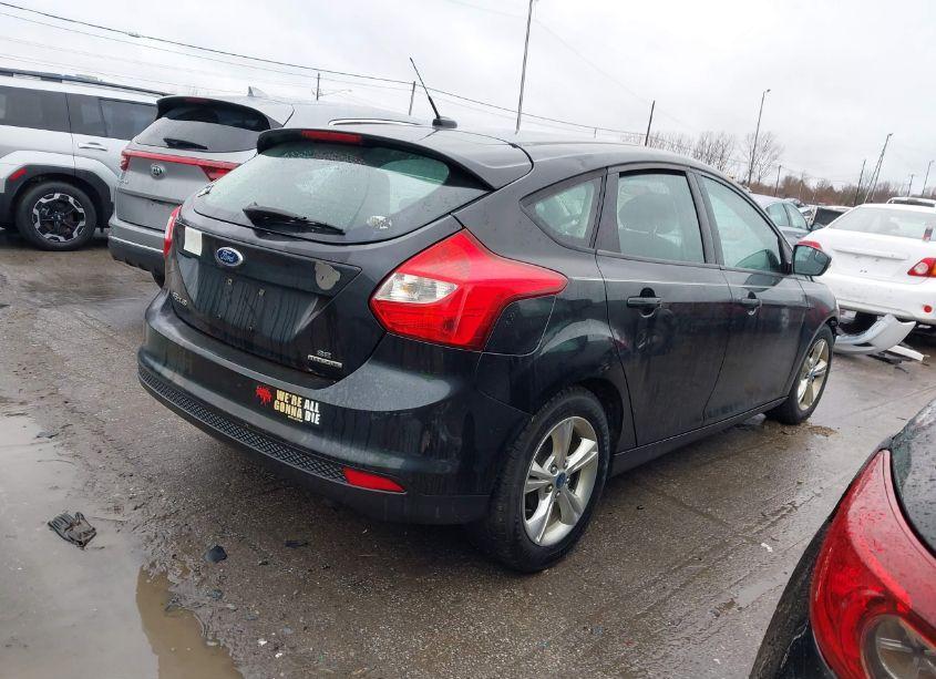 Photo 4 of 2013 Ford Focus SE (VIN 1FADP3K2XDL279657)