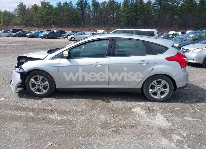 Photo 15 of 2013 Ford Focus SE (VIN 1FADP3K2XDL303391)