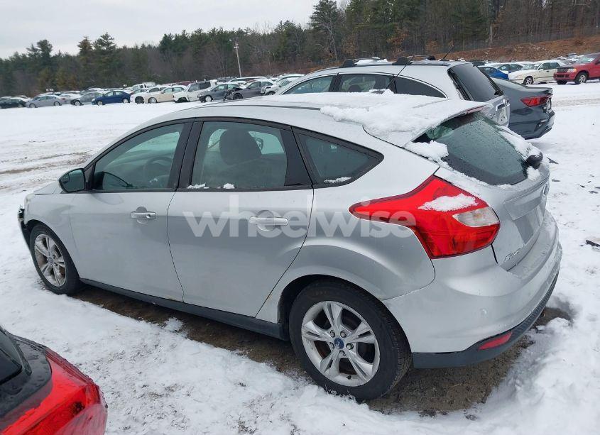 Photo 14 of 2013 Ford Focus SE (VIN 1FADP3K2XDL344801)