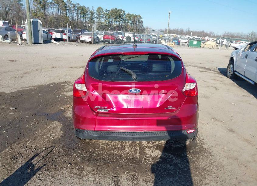 Photo 16 of 2014 Ford Focus SE (VIN 1FADP3K2XEL103550)