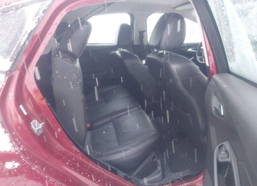 Photo 8 of 2014 Ford Focus SE (VIN 1FADP3K2XEL131140)