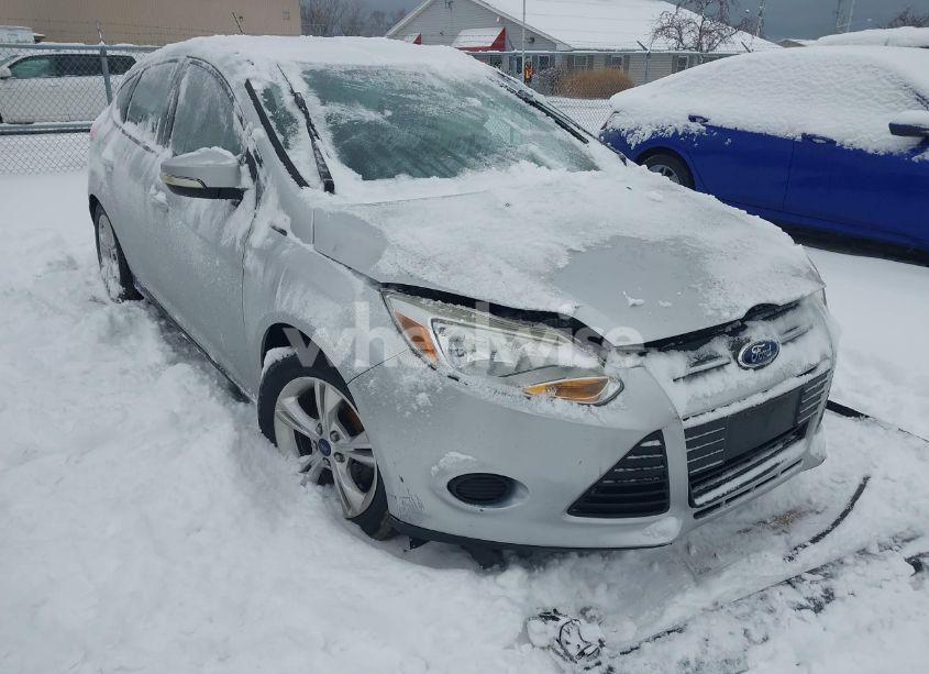 2014 Ford Focus SE (VIN 1FADP3K2XEL182119) main photo