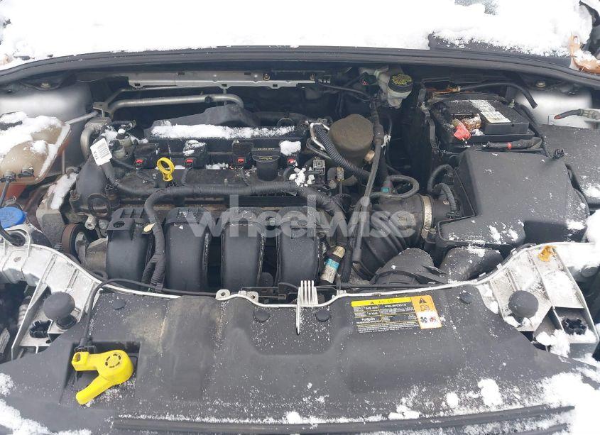 Photo 10 of 2014 Ford Focus SE (VIN 1FADP3K2XEL182119)