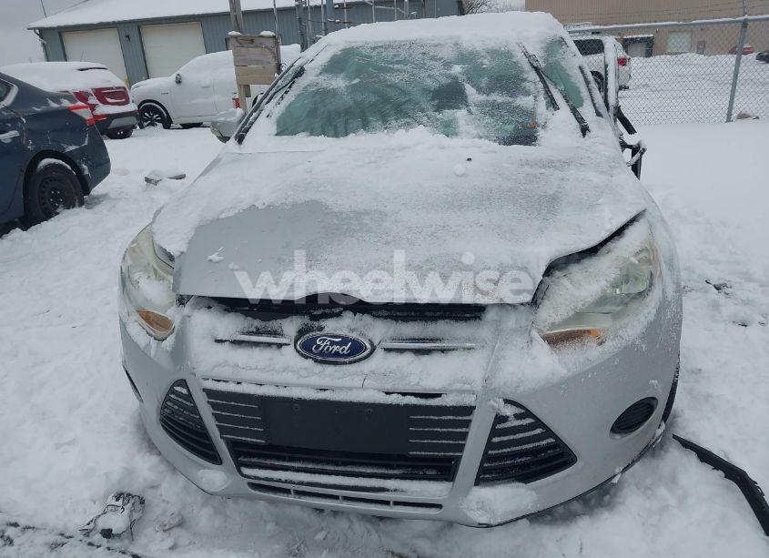 Photo 13 of 2014 Ford Focus SE (VIN 1FADP3K2XEL182119)