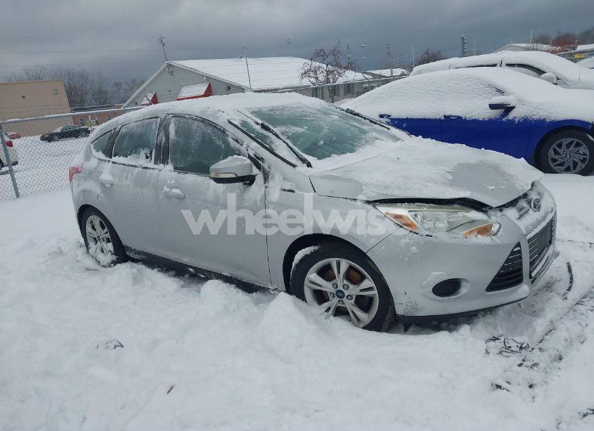 Photo 14 of 2014 Ford Focus SE (VIN 1FADP3K2XEL182119)