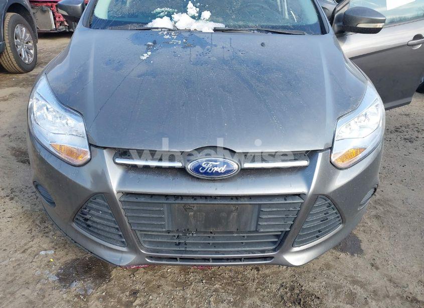 Photo 6 of 2014 Ford Focus SE (VIN 1FADP3K2XEL233909)