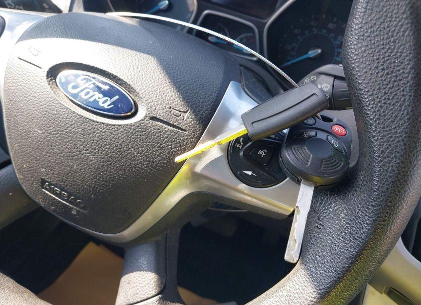 Photo 11 of 2014 Ford Focus SE (VIN 1FADP3K2XEL283726)
