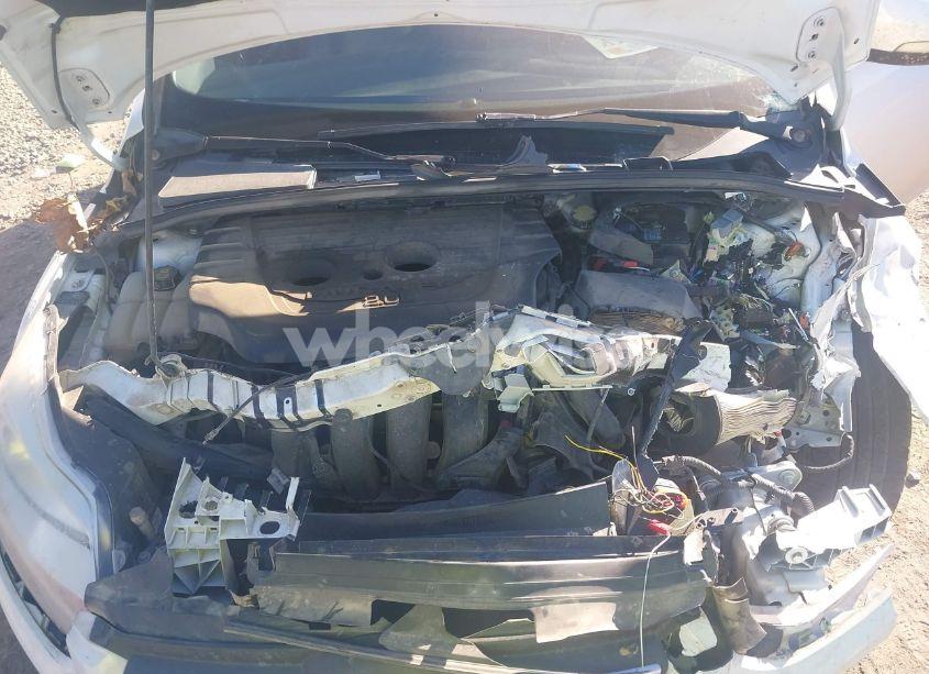 Photo 10 of 2014 Ford Focus SE (VIN 1FADP3K2XEL320130)