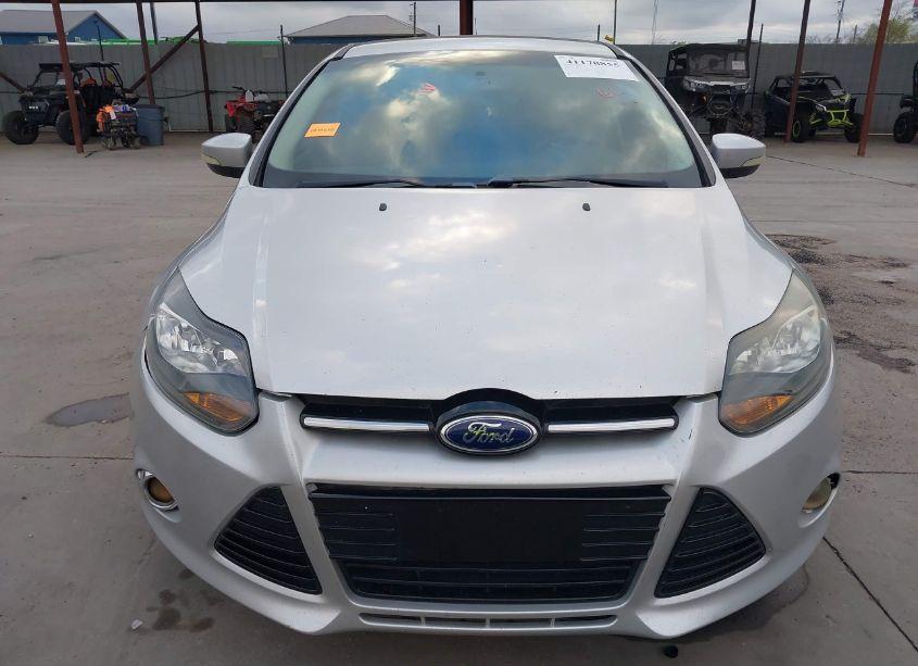 Photo 12 of 2014 Ford Focus SE (VIN 1FADP3K2XEL374916)