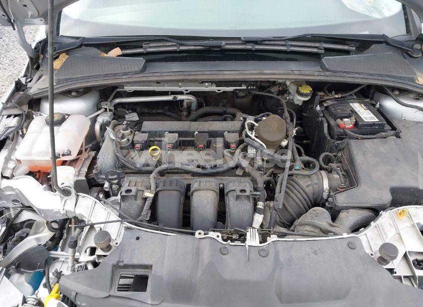 Photo 10 of 2014 Ford Focus SE (VIN 1FADP3K2XEL435620)