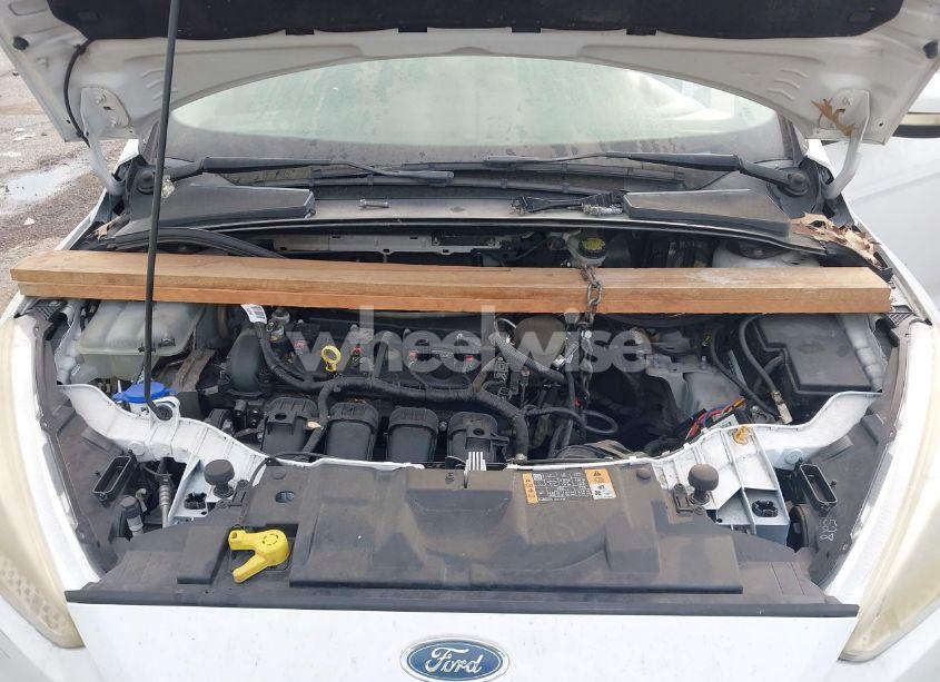 Photo 10 of 2015 Ford Focus SE (VIN 1FADP3K2XFL201849)