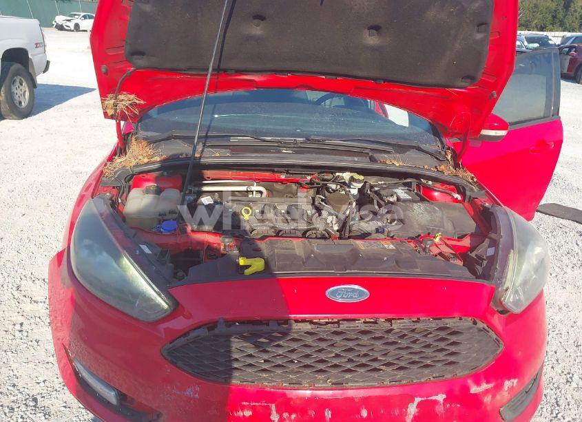 Photo 10 of 2015 Ford Focus SE (VIN 1FADP3K2XFL214147)