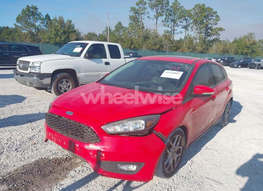 Photo 6 of 2015 Ford Focus SE (VIN 1FADP3K2XFL214147)