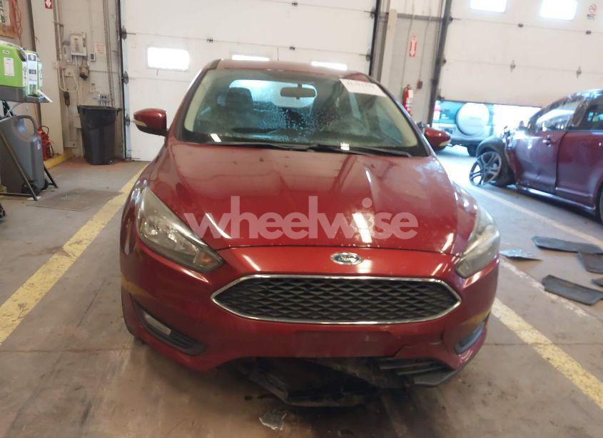 Photo 12 of 2015 Ford Focus SE (VIN 1FADP3K2XFL222331)