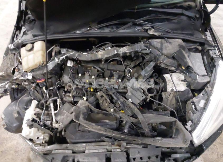 Photo 10 of 2015 Ford Focus SE (VIN 1FADP3K2XFL277426)