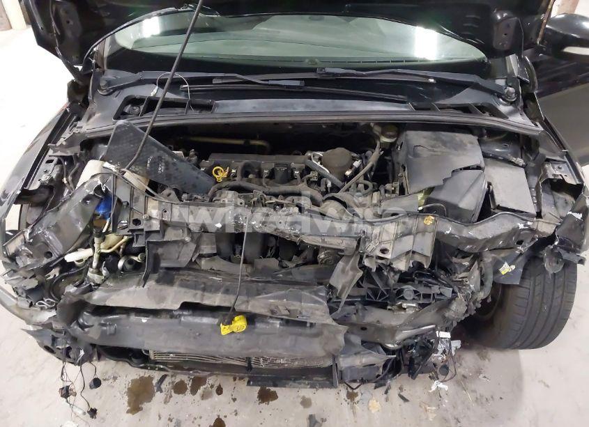 Photo 10 of 2015 Ford Focus SE (VIN 1FADP3K2XFL307881)