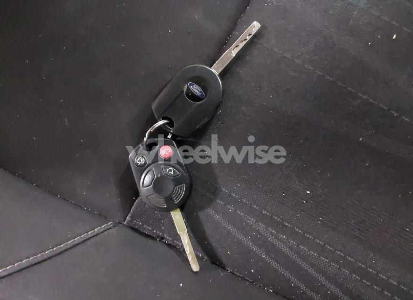 Photo 11 of 2015 Ford Focus SE (VIN 1FADP3K2XFL307881)