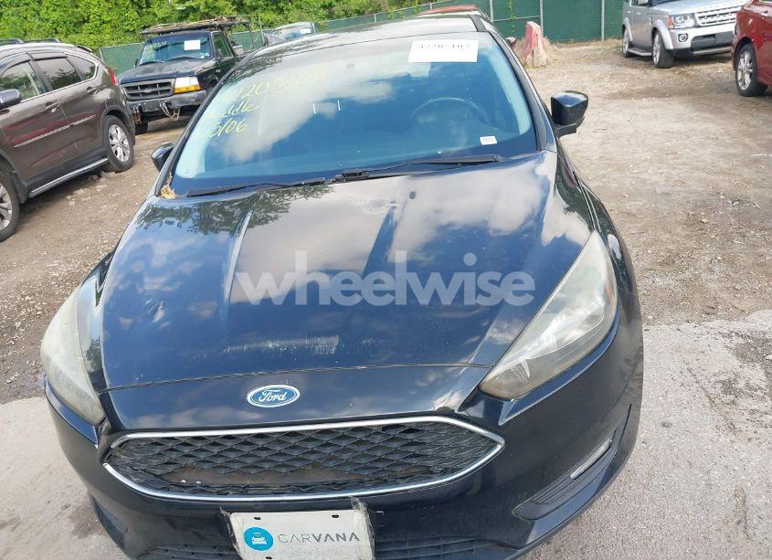 Photo 6 of 2015 Ford Focus SE (VIN 1FADP3K2XFL319559)