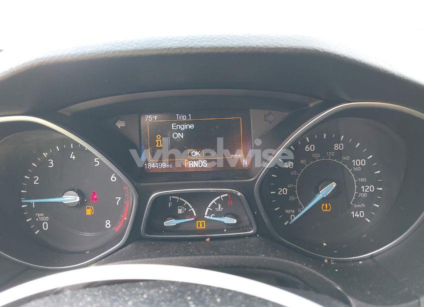 Photo 7 of 2015 Ford Focus SE (VIN 1FADP3K2XFL319559)