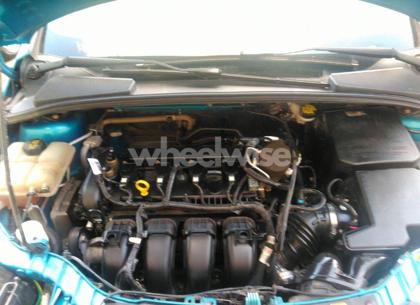 Photo 10 of 2015 Ford Focus SE (VIN 1FADP3K2XFL327192)