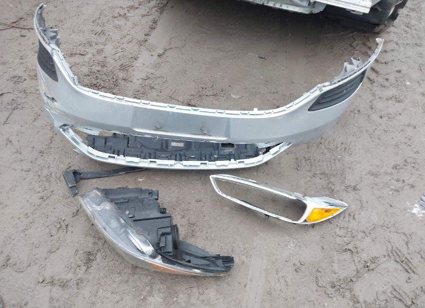 Photo 12 of 2015 Ford Focus SE (VIN 1FADP3K2XFL368132)