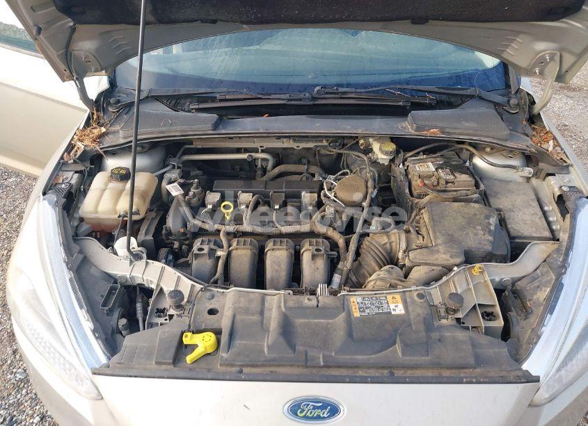 Photo 10 of 2016 Ford Focus SE (VIN 1FADP3K2XGL216532)