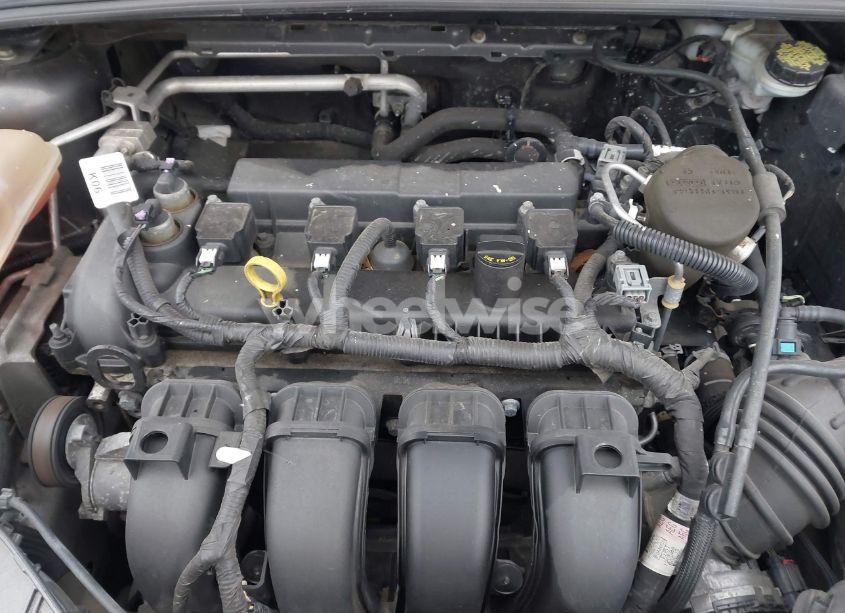 Photo 10 of 2016 Ford Focus SE (VIN 1FADP3K2XGL217633)