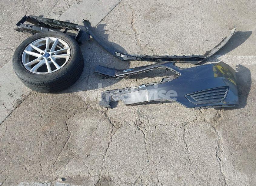 Photo 11 of 2016 Ford Focus SE (VIN 1FADP3K2XGL246873)