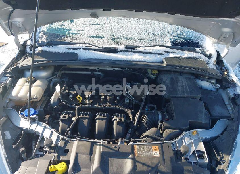 Photo 10 of 2016 Ford Focus SE (VIN 1FADP3K2XGL269120)