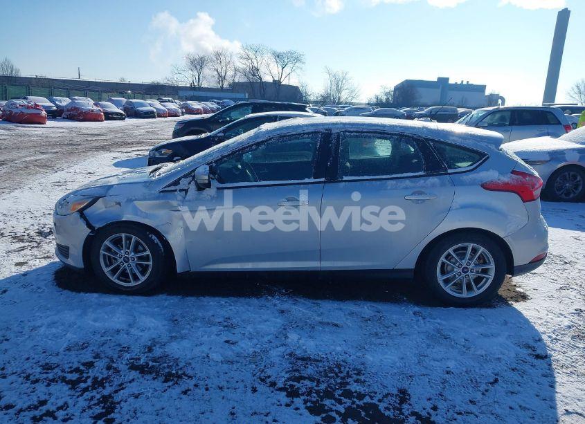 Photo 14 of 2016 Ford Focus SE (VIN 1FADP3K2XGL269120)