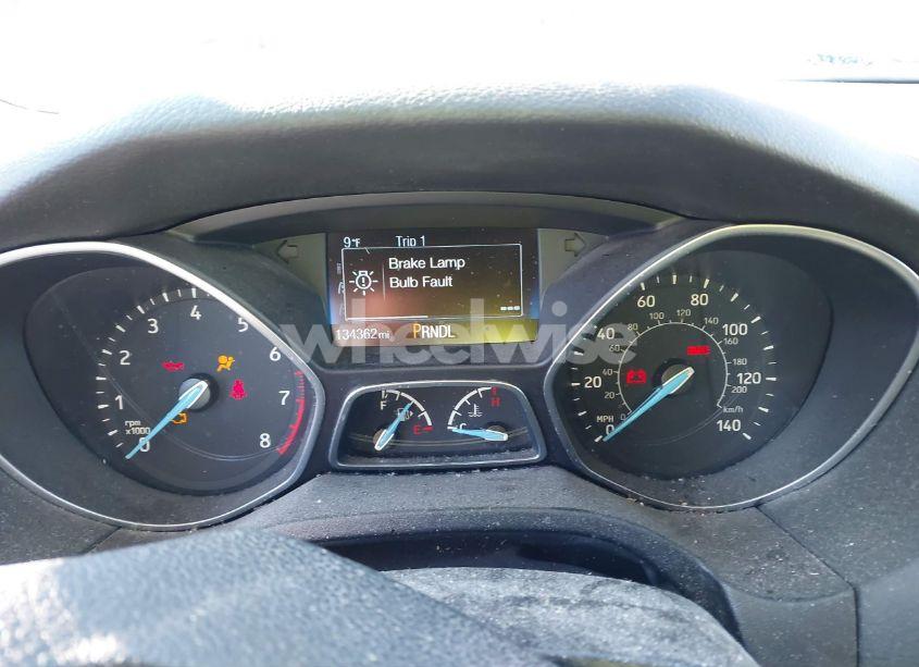 Photo 7 of 2016 Ford Focus SE (VIN 1FADP3K2XGL284751)