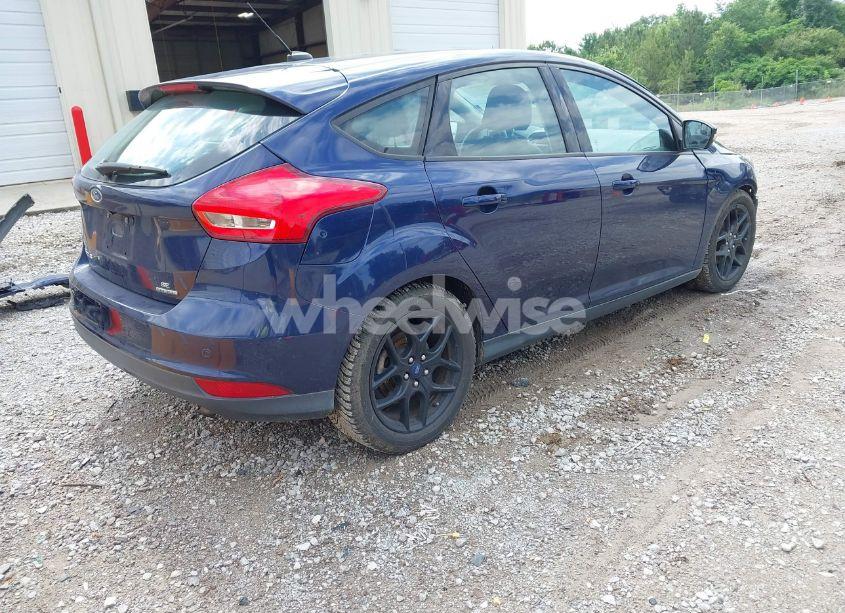 Photo 4 of 2016 Ford Focus SE (VIN 1FADP3K2XGL307302)