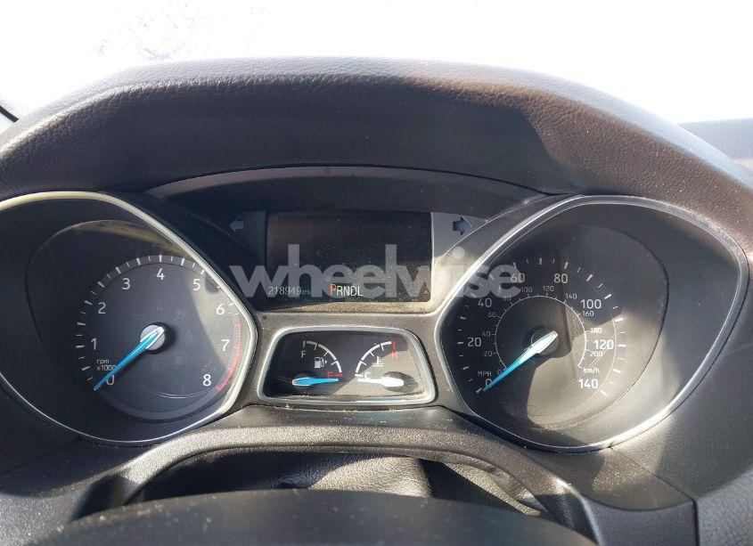 Photo 12 of 2016 Ford Focus SE (VIN 1FADP3K2XGL372473)