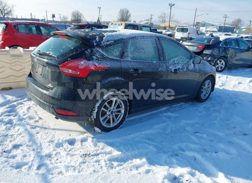 Photo 4 of 2016 Ford Focus SE (VIN 1FADP3K2XGL372473)