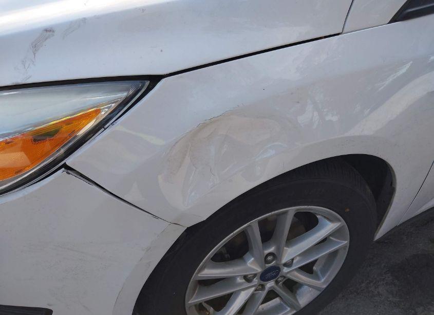 Photo 6 of 2017 Ford Focus SE (VIN 1FADP3K2XHL231517)