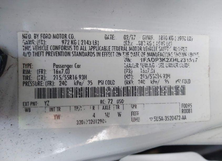 Photo 9 of 2017 Ford Focus SE (VIN 1FADP3K2XHL231517)