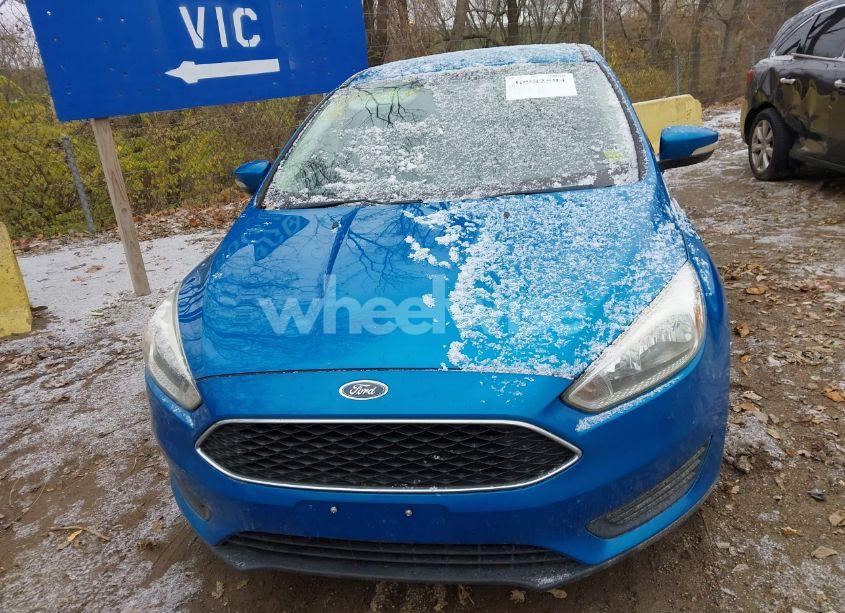 Photo 12 of 2017 Ford Focus SE (VIN 1FADP3K2XHL240475)